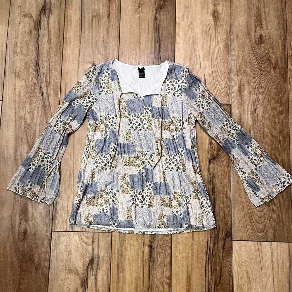 Patchwork Bell Sleeve Women's Top - image 4